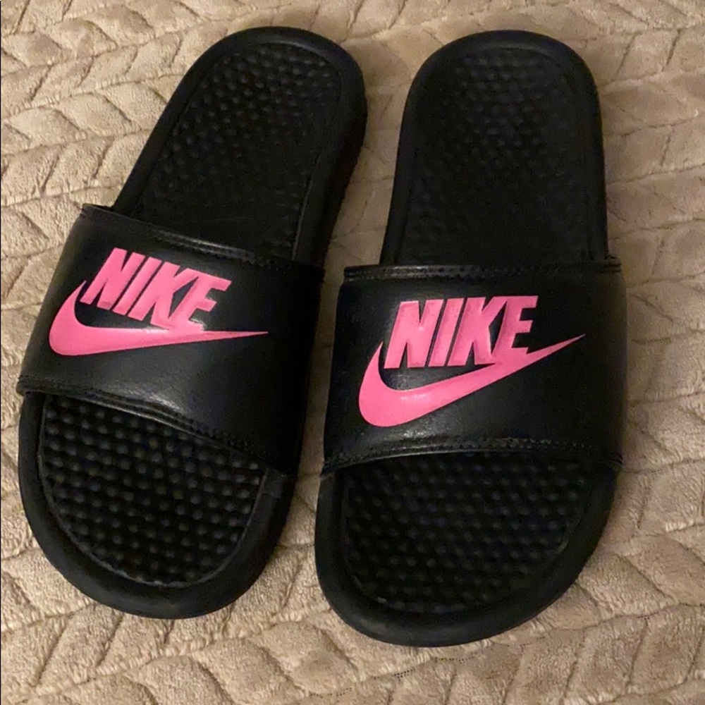 Nike slides